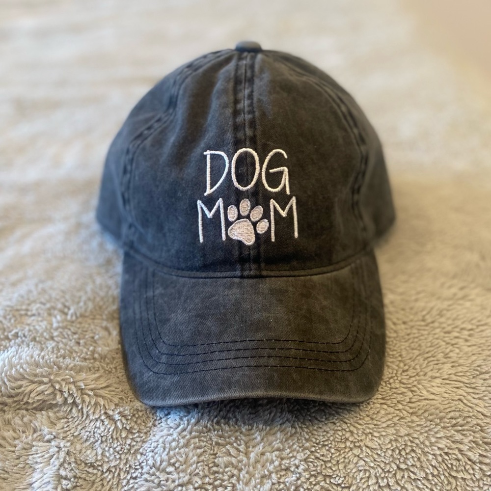 Dog Mom Baseball Cap